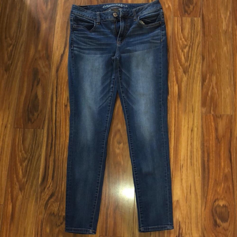 American eagle jeans (super stretch) size 10